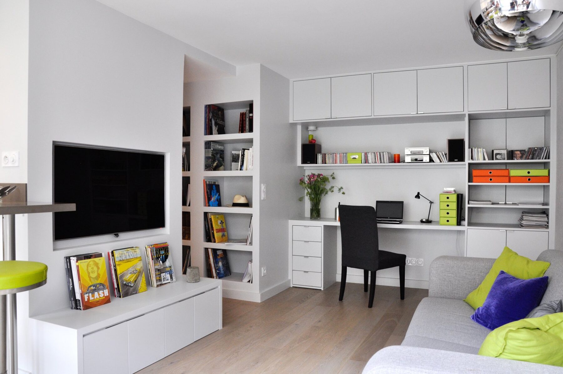 Les Murs ont des Oreilles