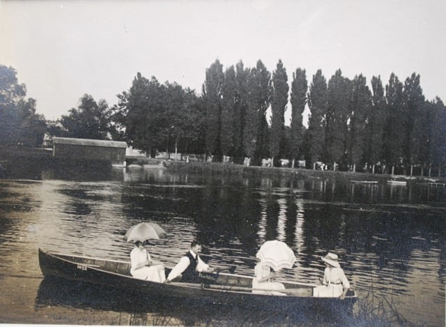 Canotage sur la Seine (collection privée)