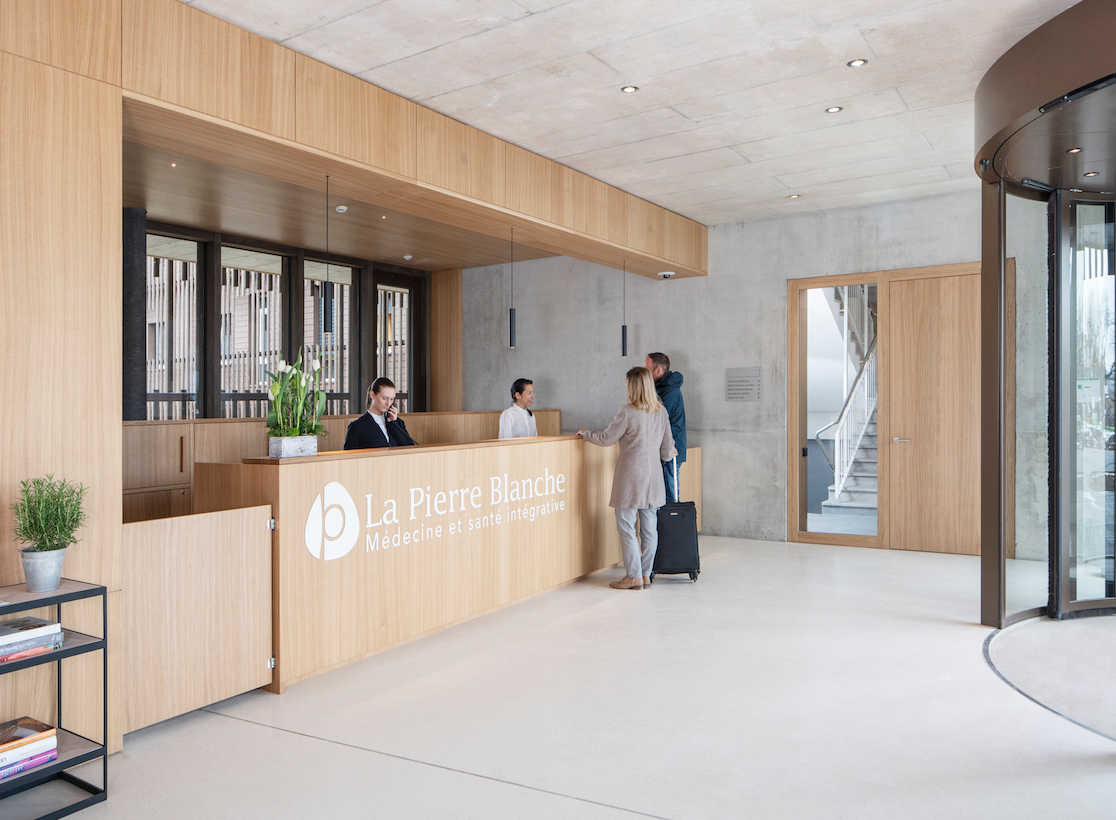 Accueil à La Pierre Blanche