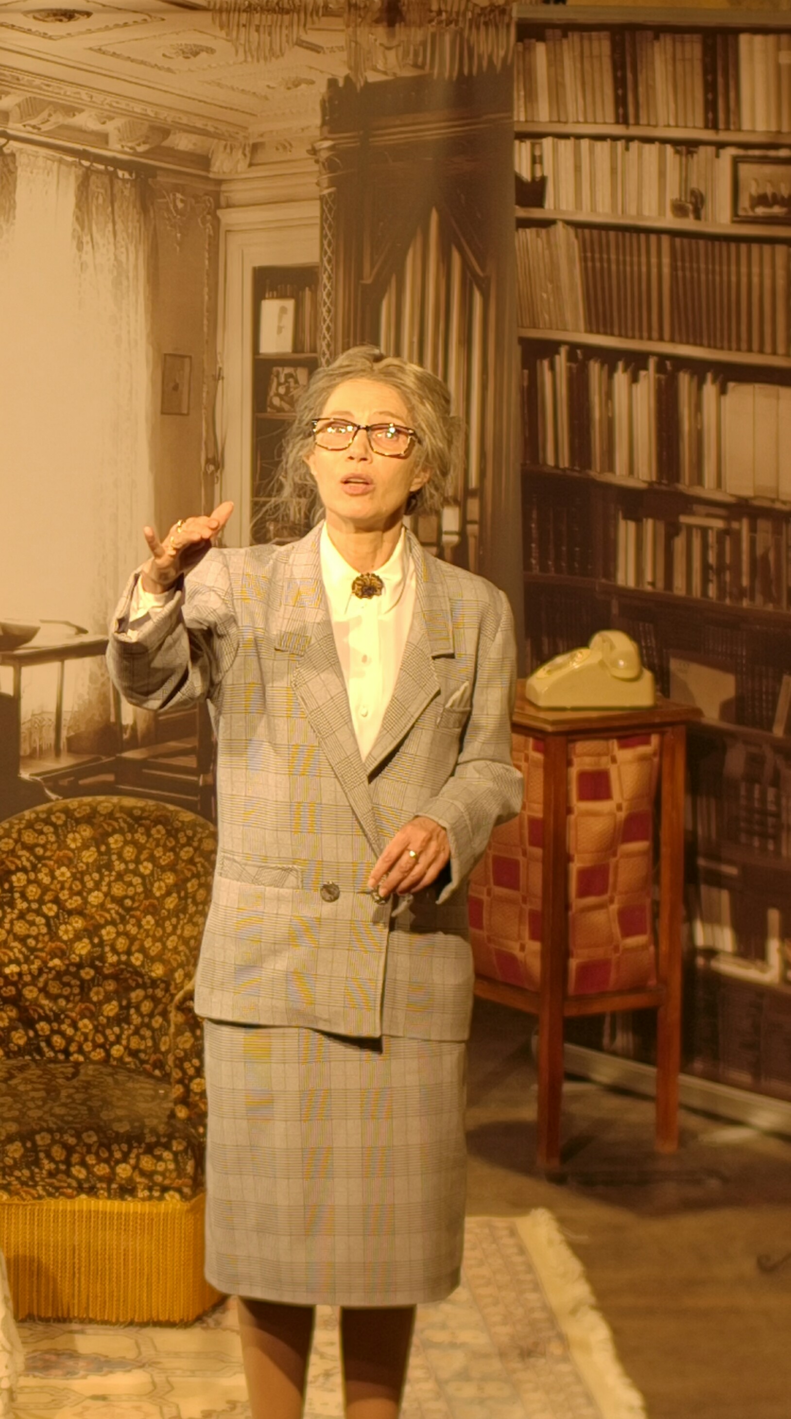 Au coin de la rue, la "Boulangerie" : à la rencontre de Nadia Boulanger. Crédit Photo : Compagnie Véronique Soufflet